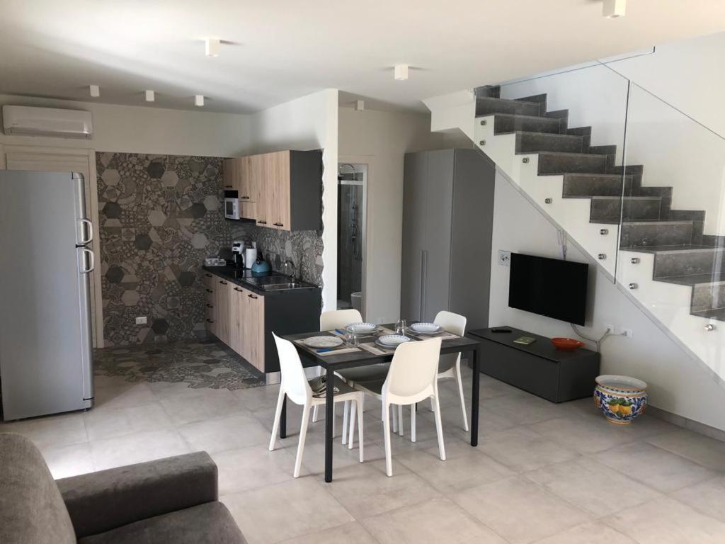 Residence Salinelle Beach Villa Vulcano 4 Lascari Rom bilde